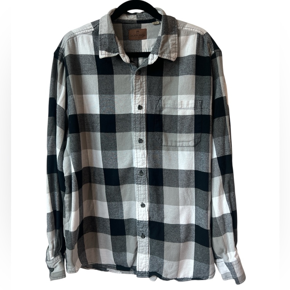 Woolrich Men’s Plaid Button Down Long Sleeve Flannel Shirt